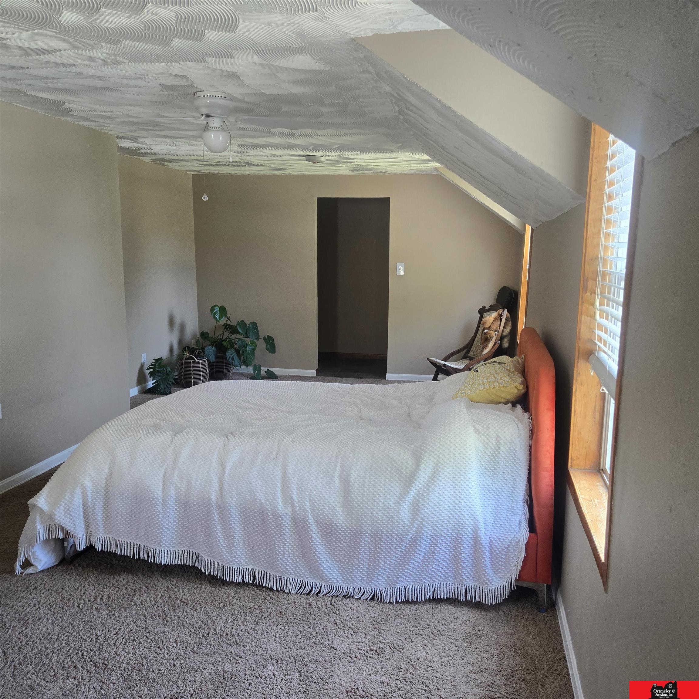 521 S monitor Street