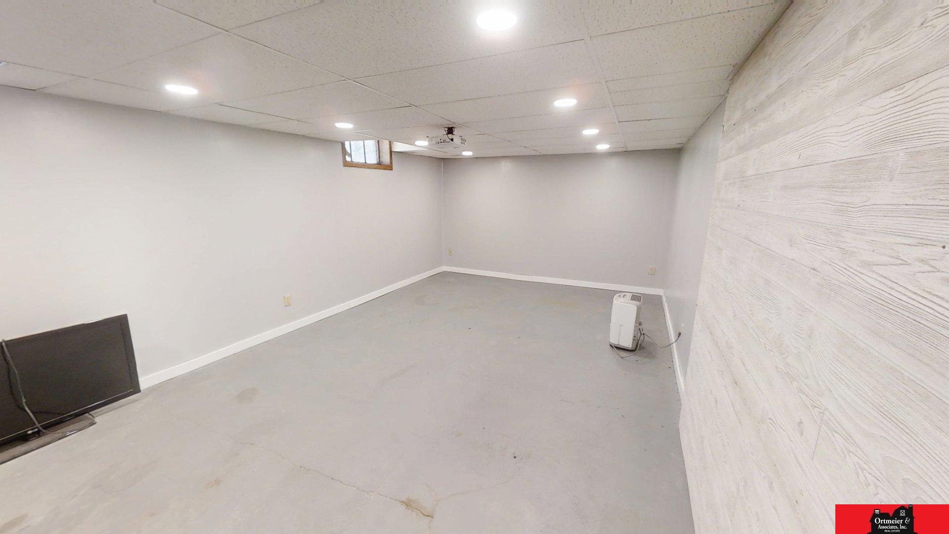 605 9th Street