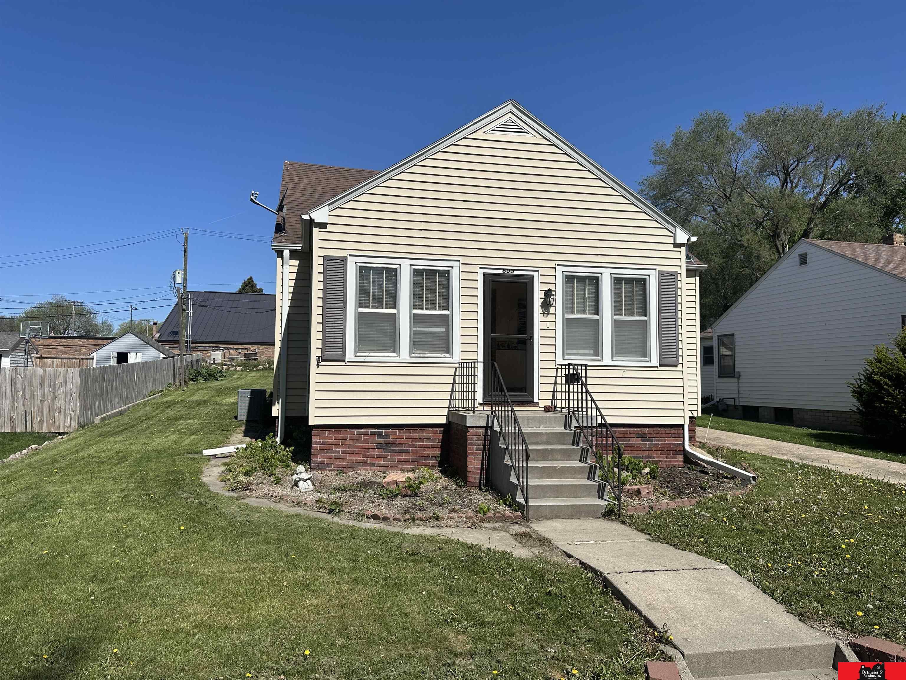 605 9th Street