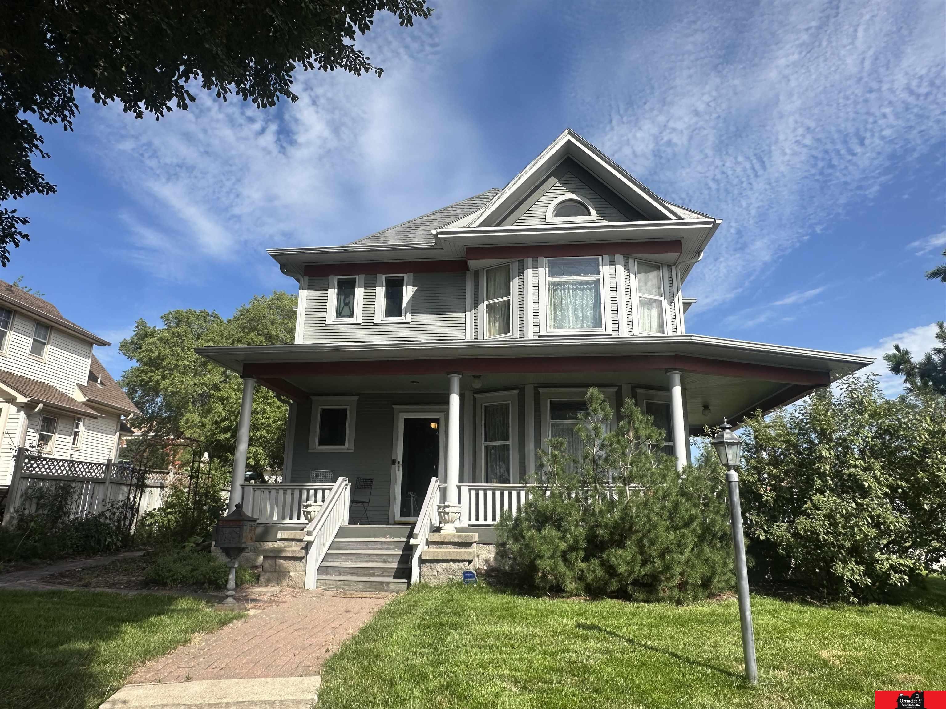 240 N Colfax Street