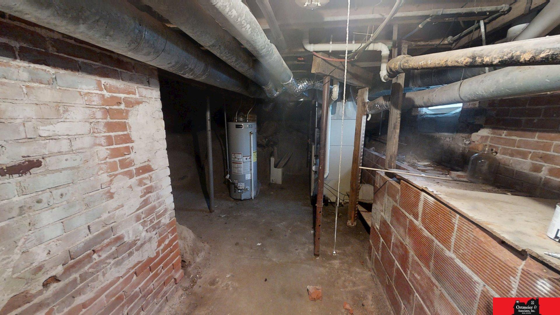 466 S Monitor Street