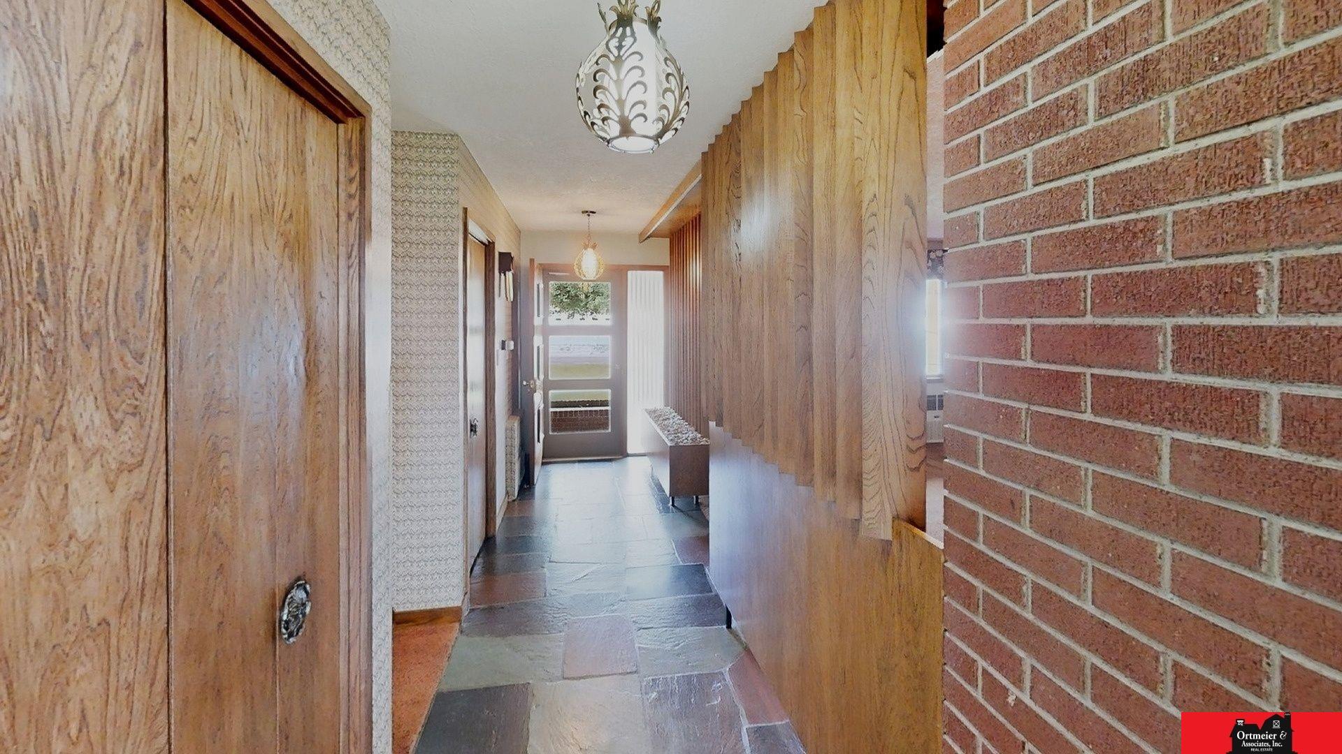 208 Oak Street