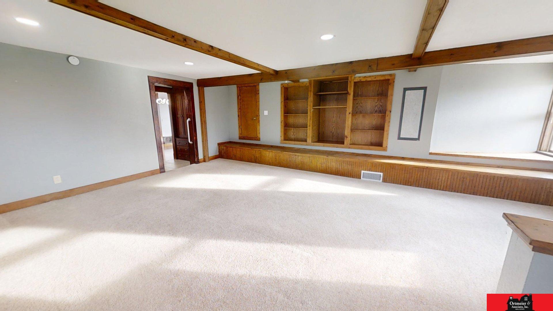 137 S Monitor Street