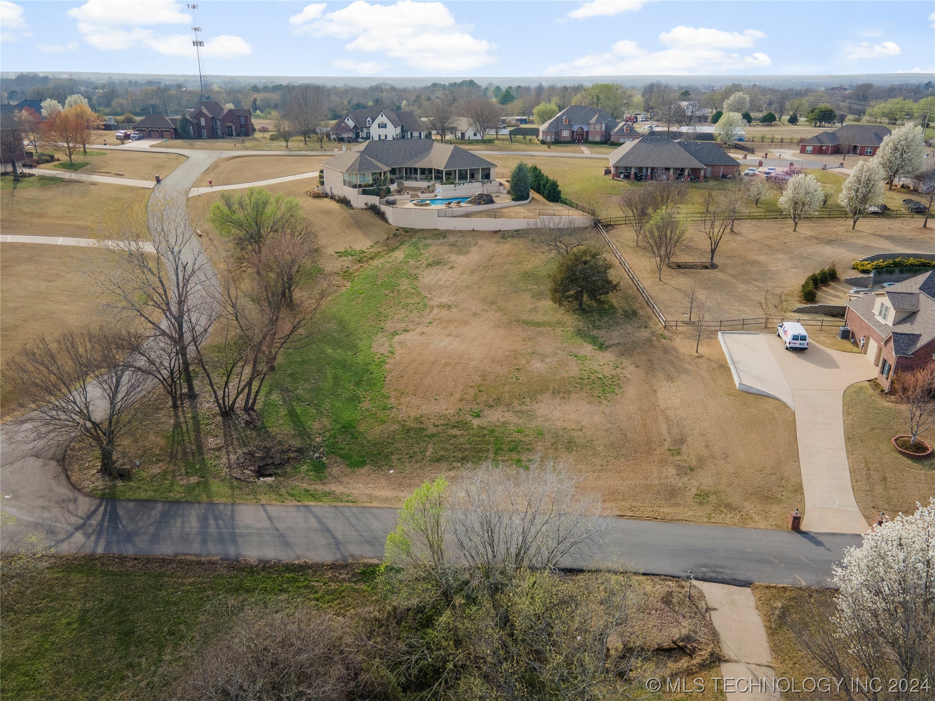S 283rd East Avenue