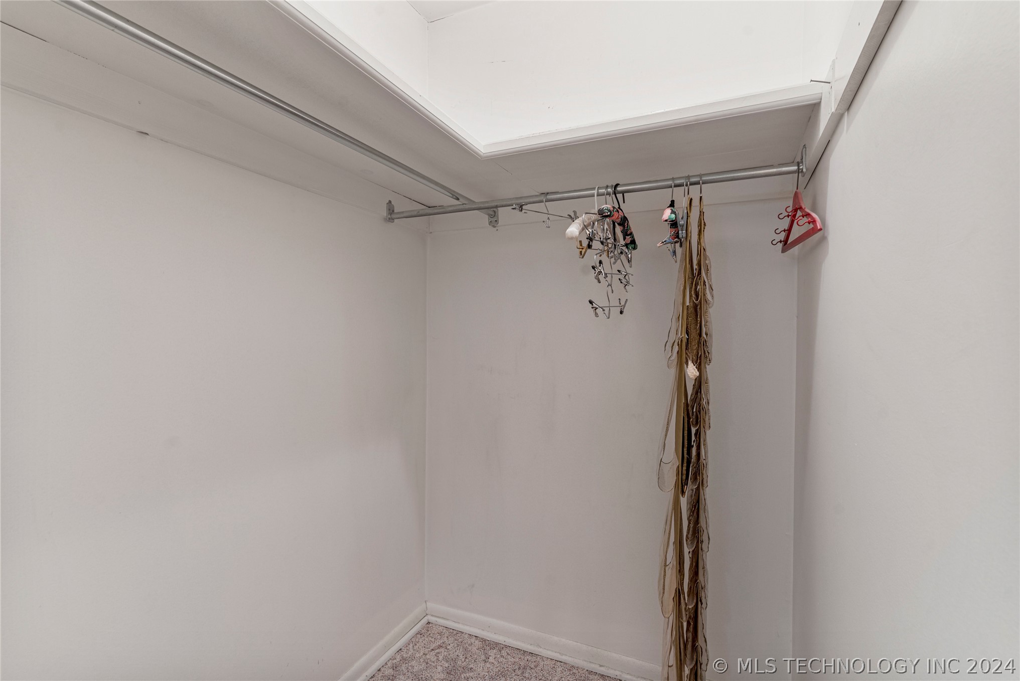 1109 N Gum Avenue