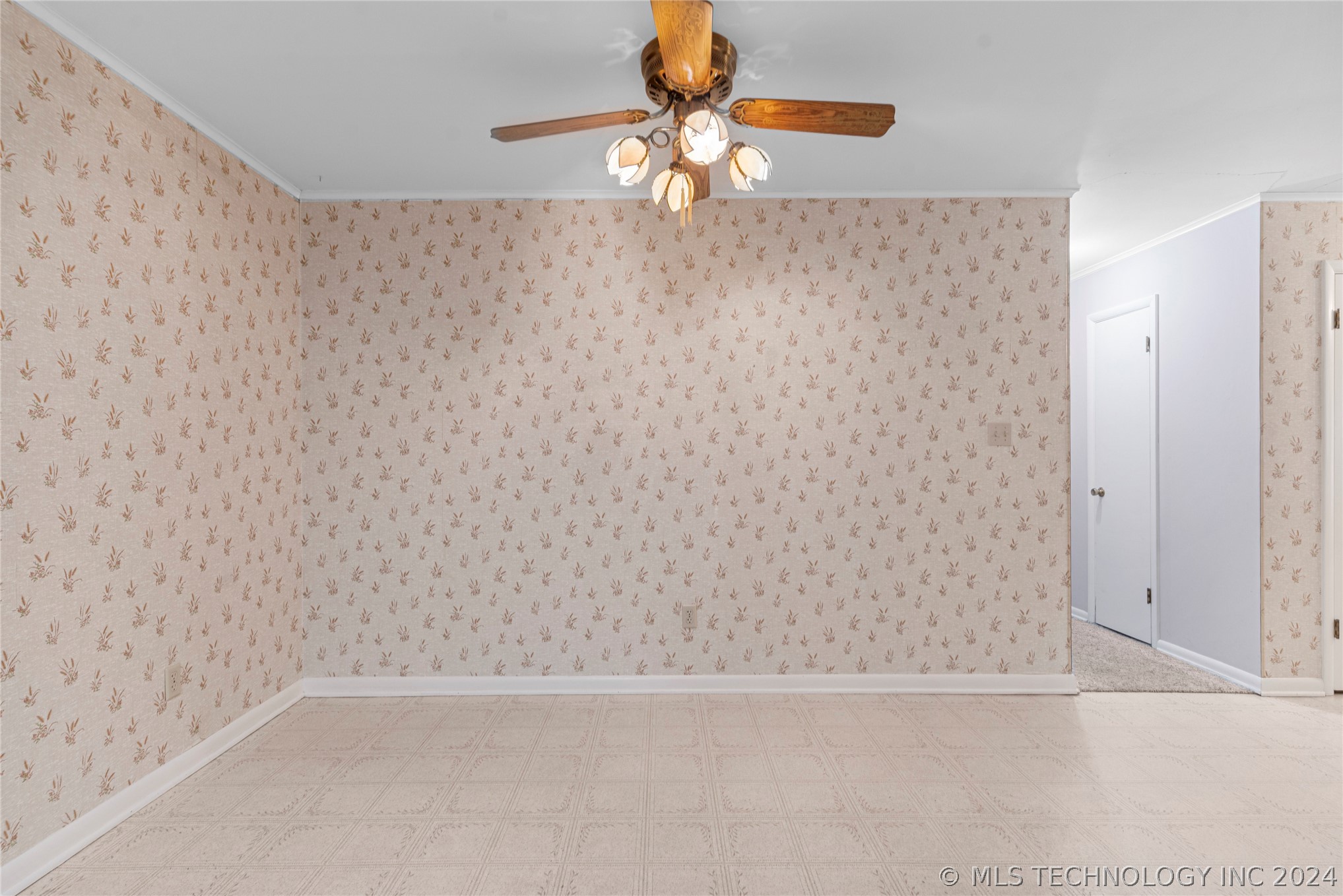 1109 N Gum Avenue