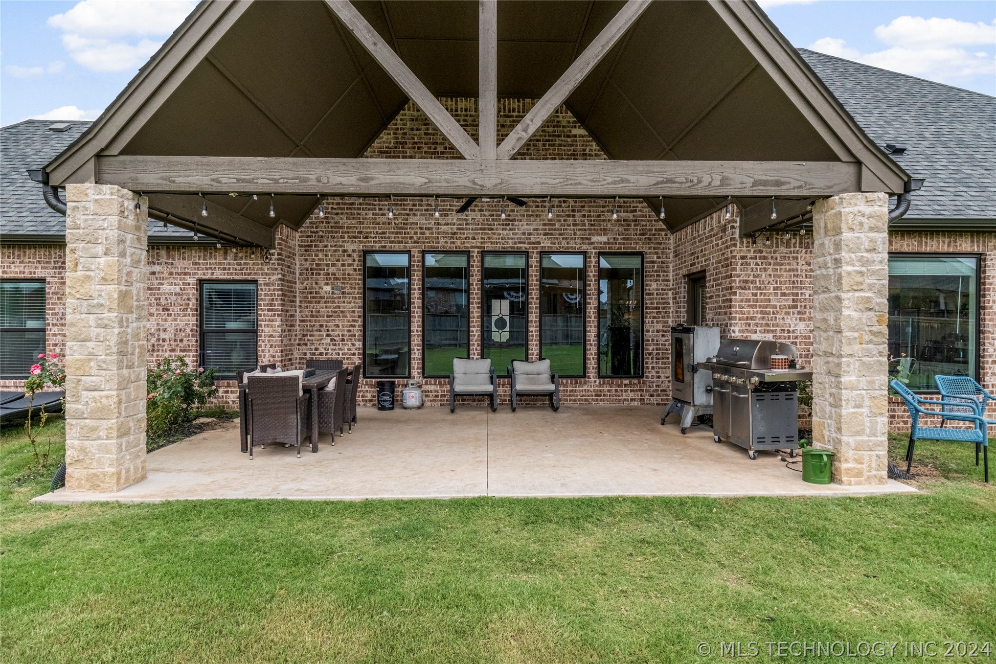 12747 S 4th Street