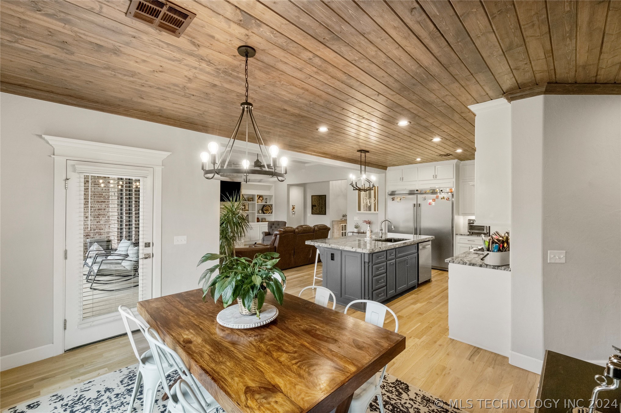 12747 S 4th Street
