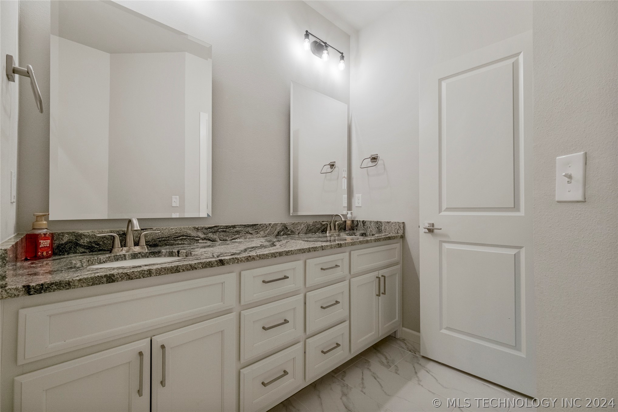12747 S 4th Street