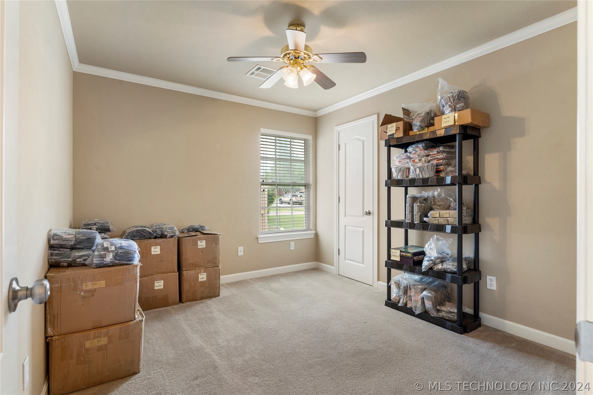 5113 S Spruce Drive