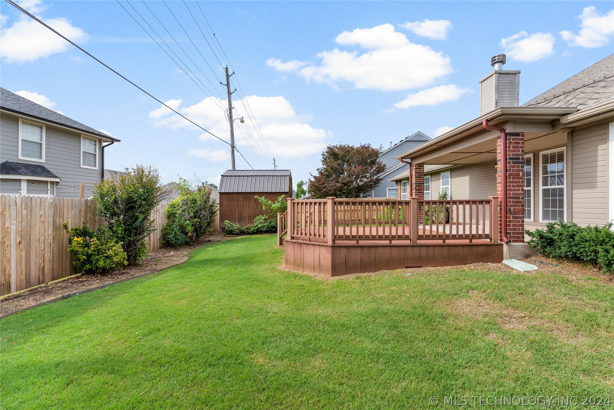 5113 S Spruce Drive