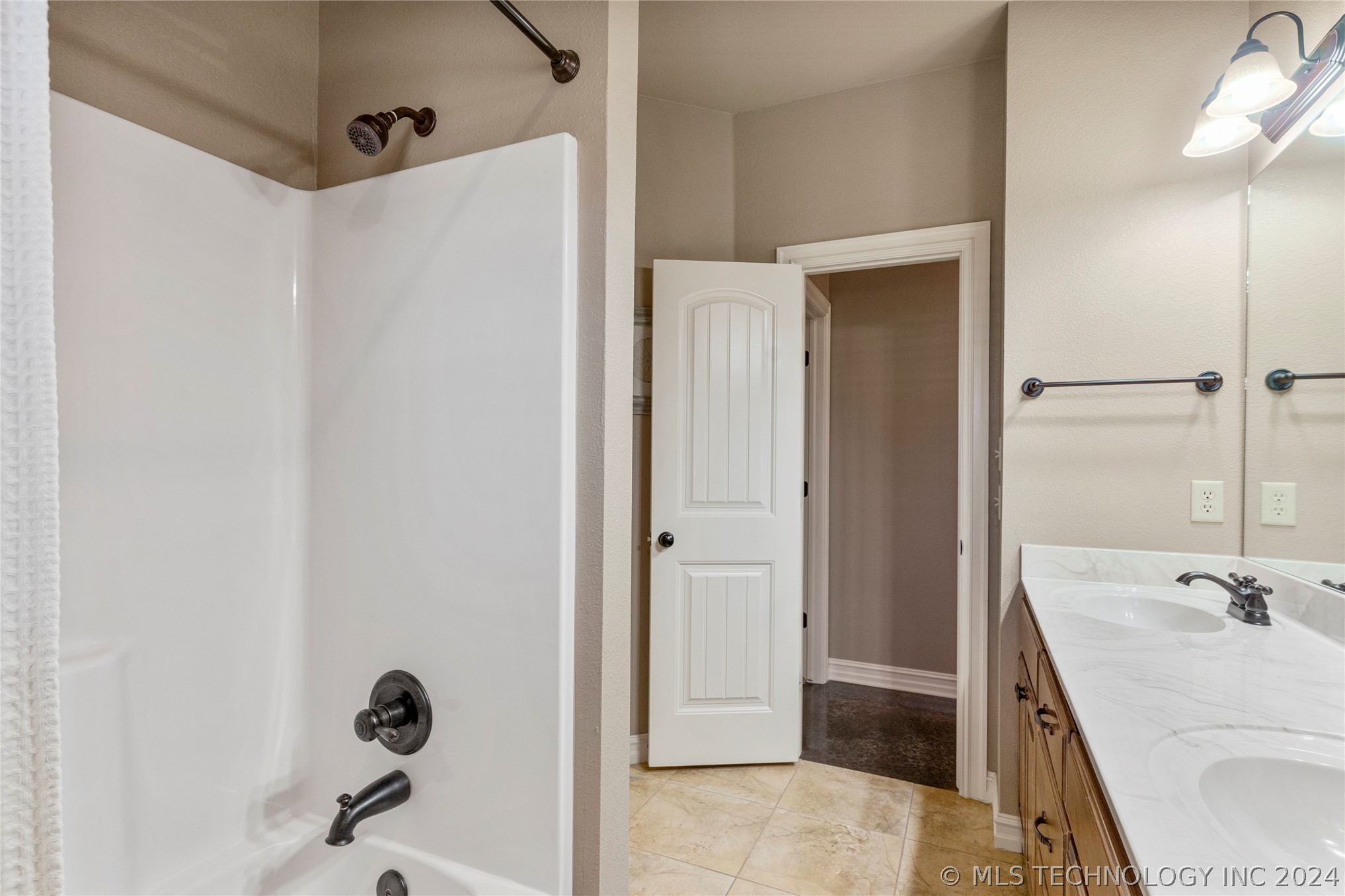 14501 Courtney Lane