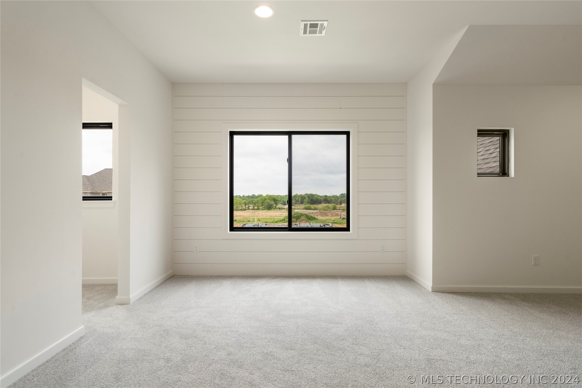 2969 E 146th Place S