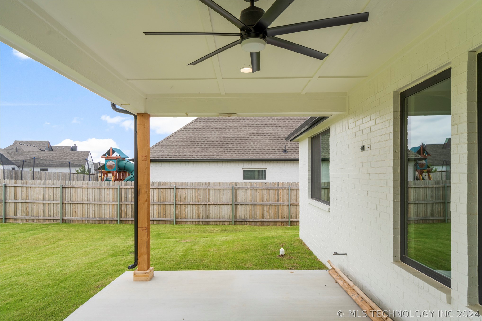 2969 E 146th Place S