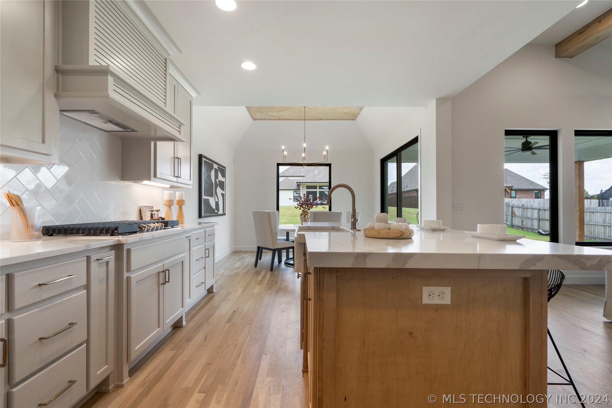 2969 E 146th Place S