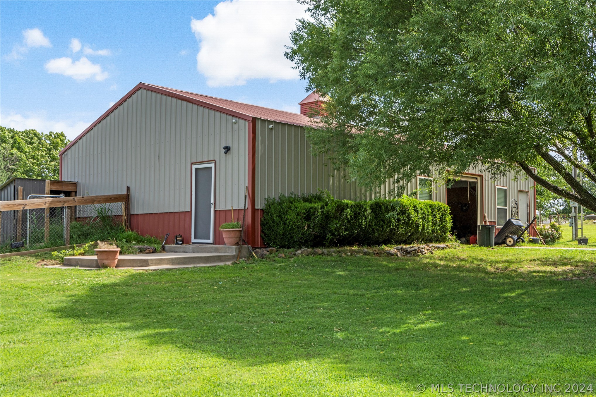 1471 N 250 Road