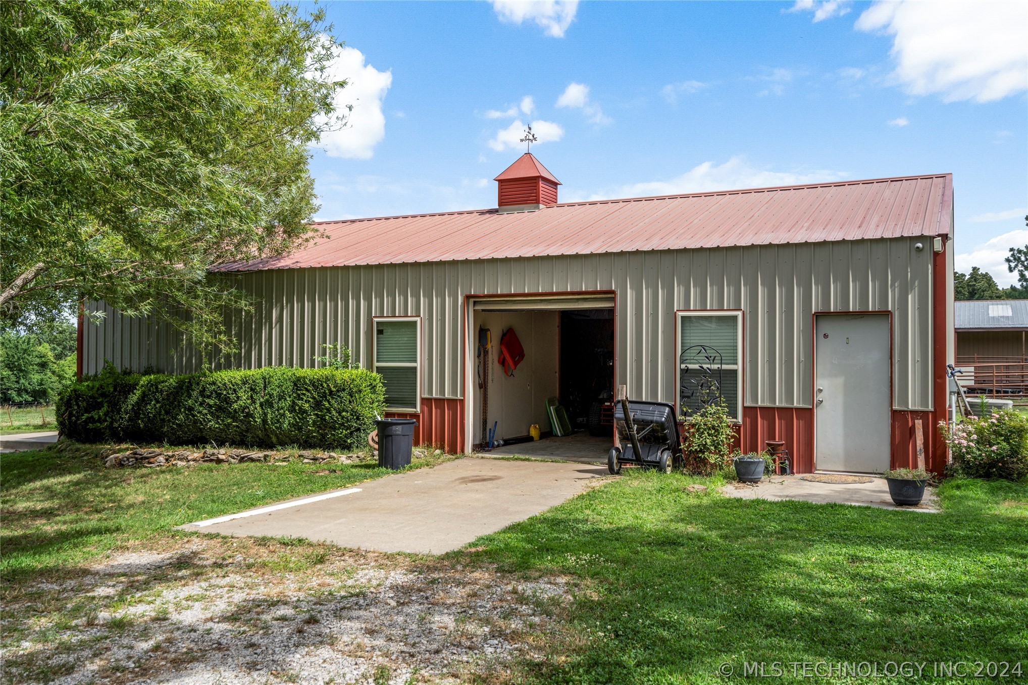 1471 N 250 Road