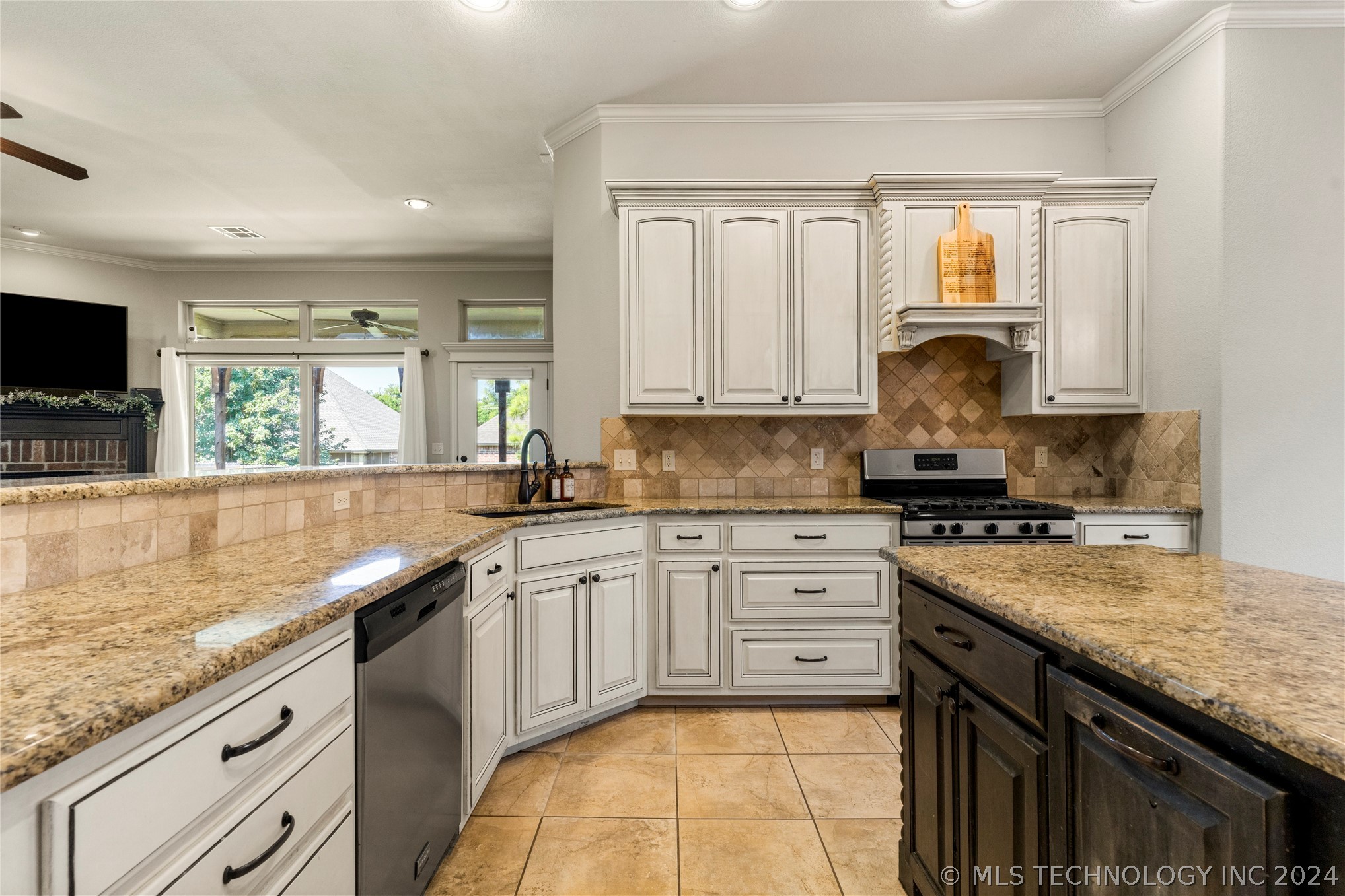 14600 Courtney Lane