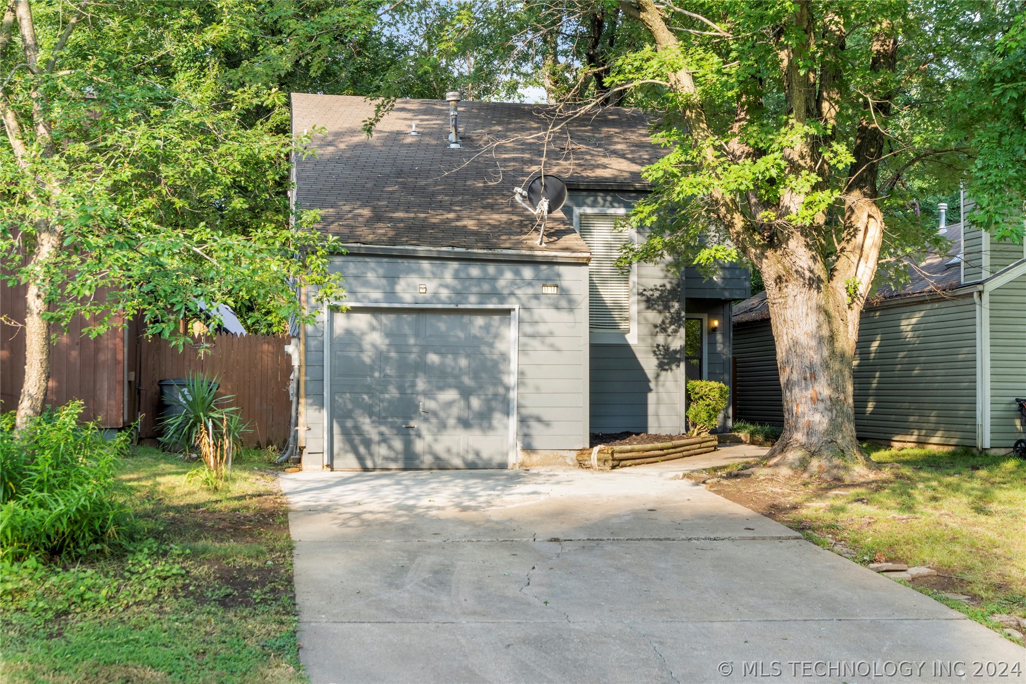 1716 W 62nd Street