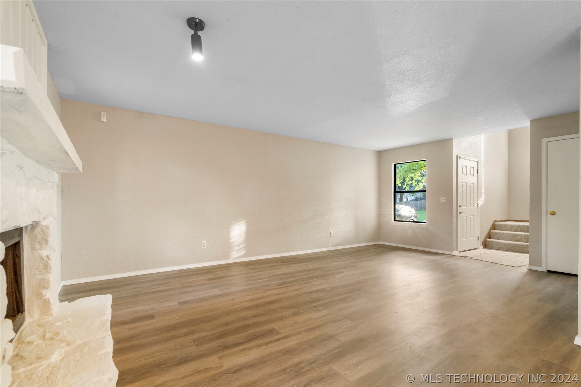 1716 W 62nd Street