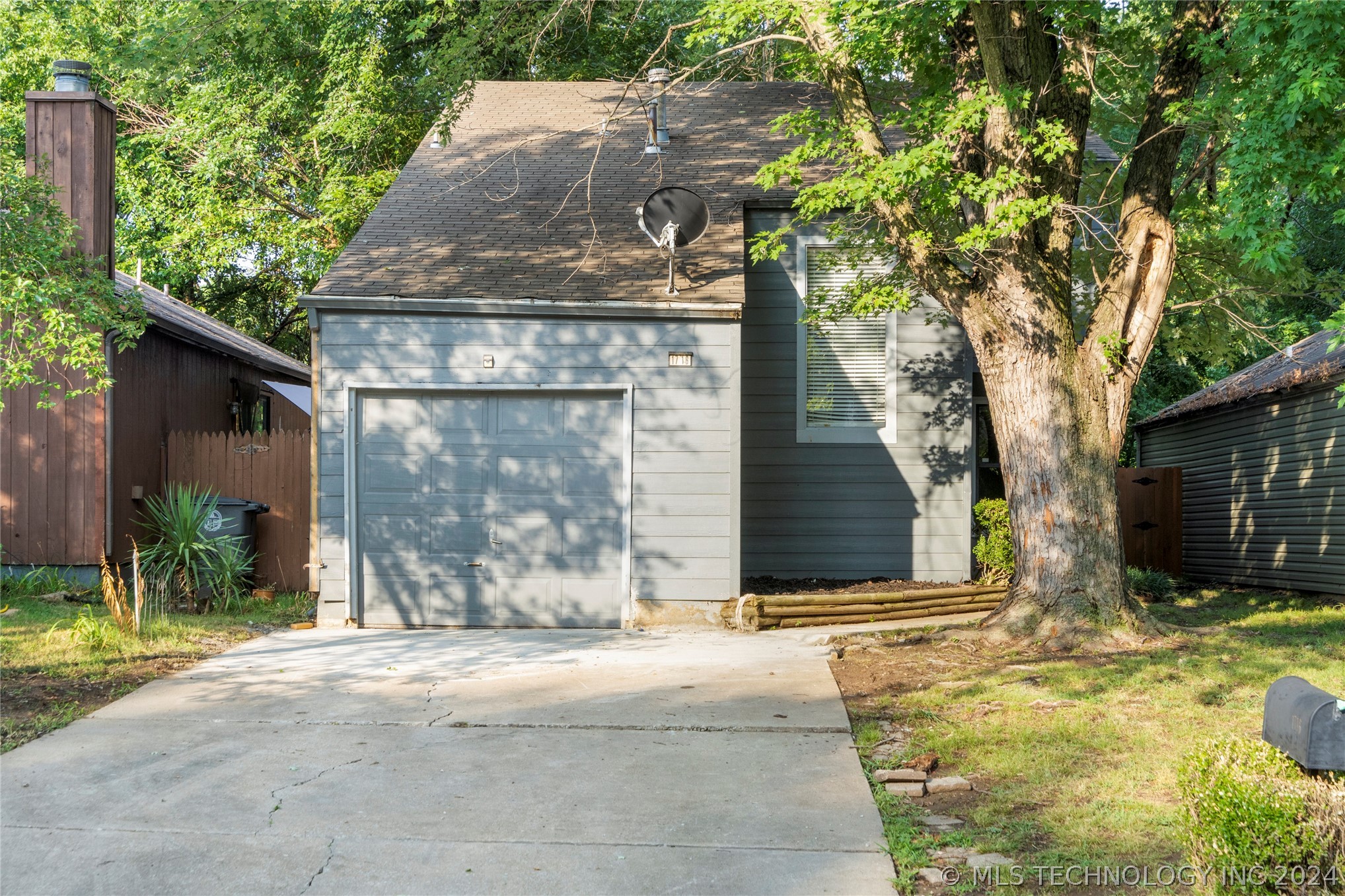 1716 W 62nd Street