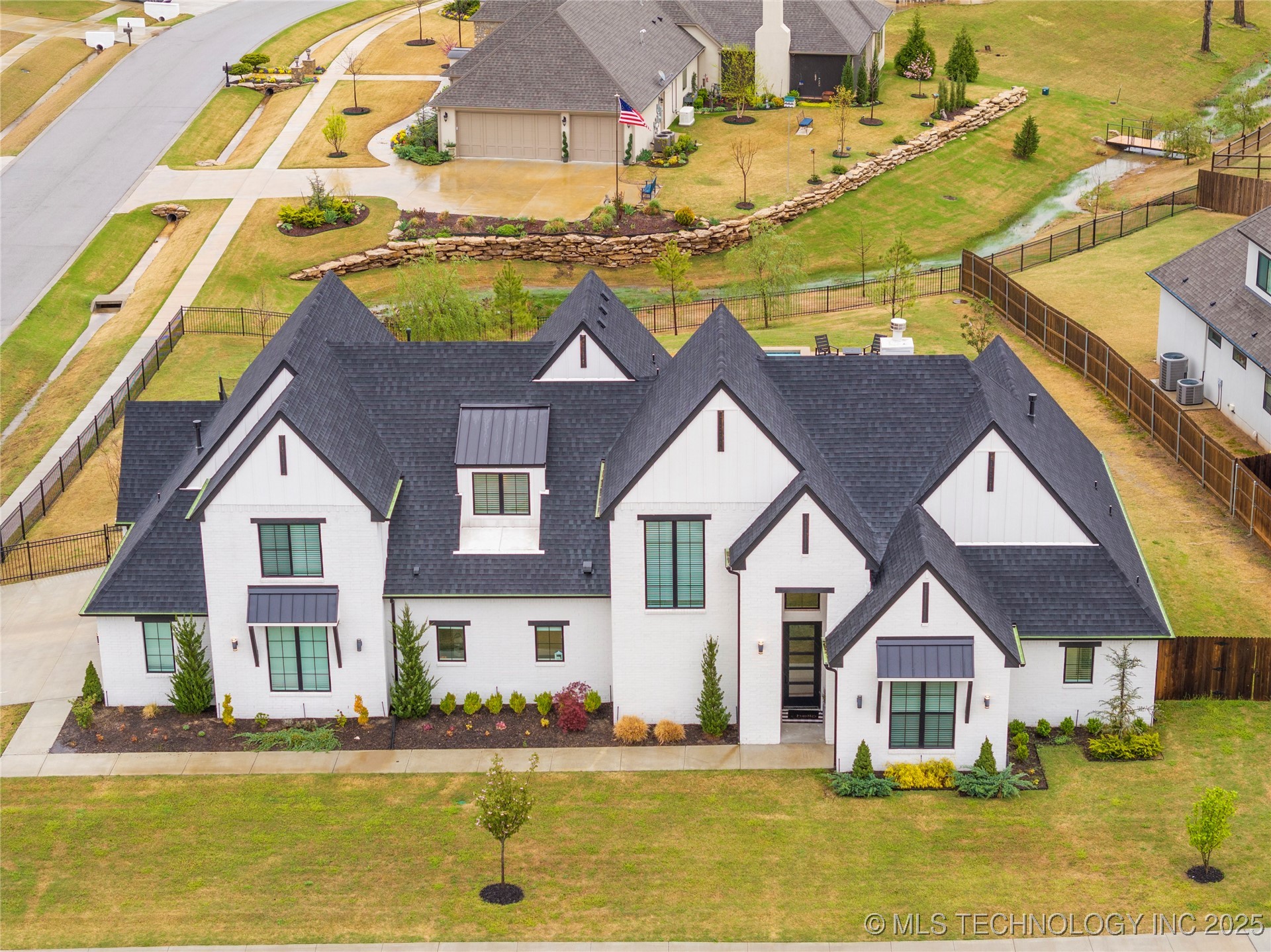 13641 S 27th Street E