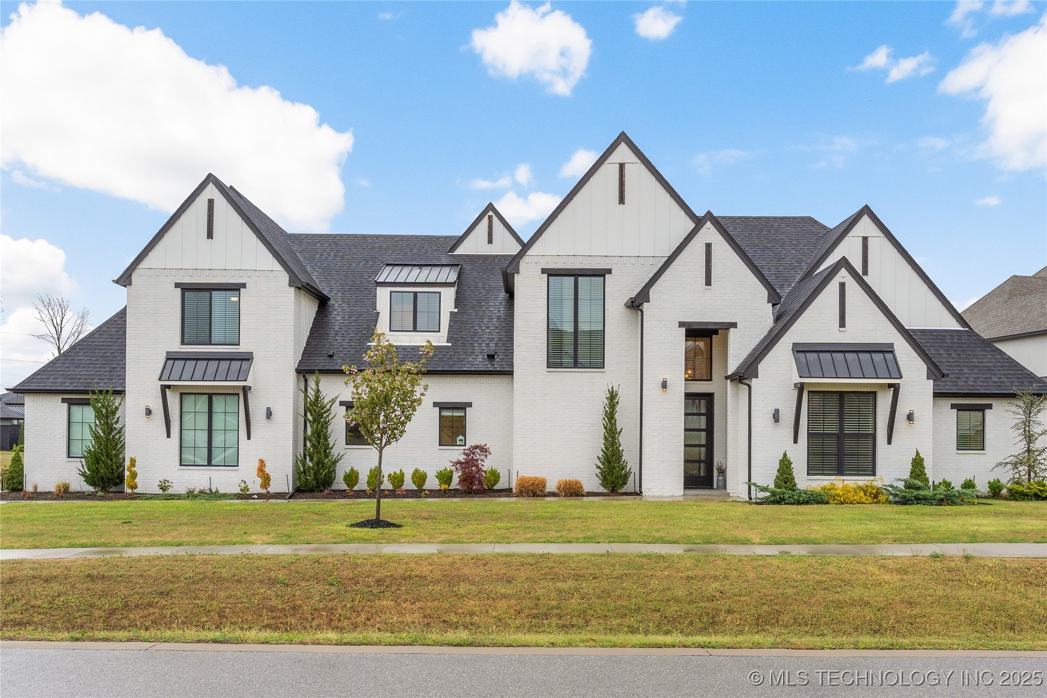 13641 S 27th Street E