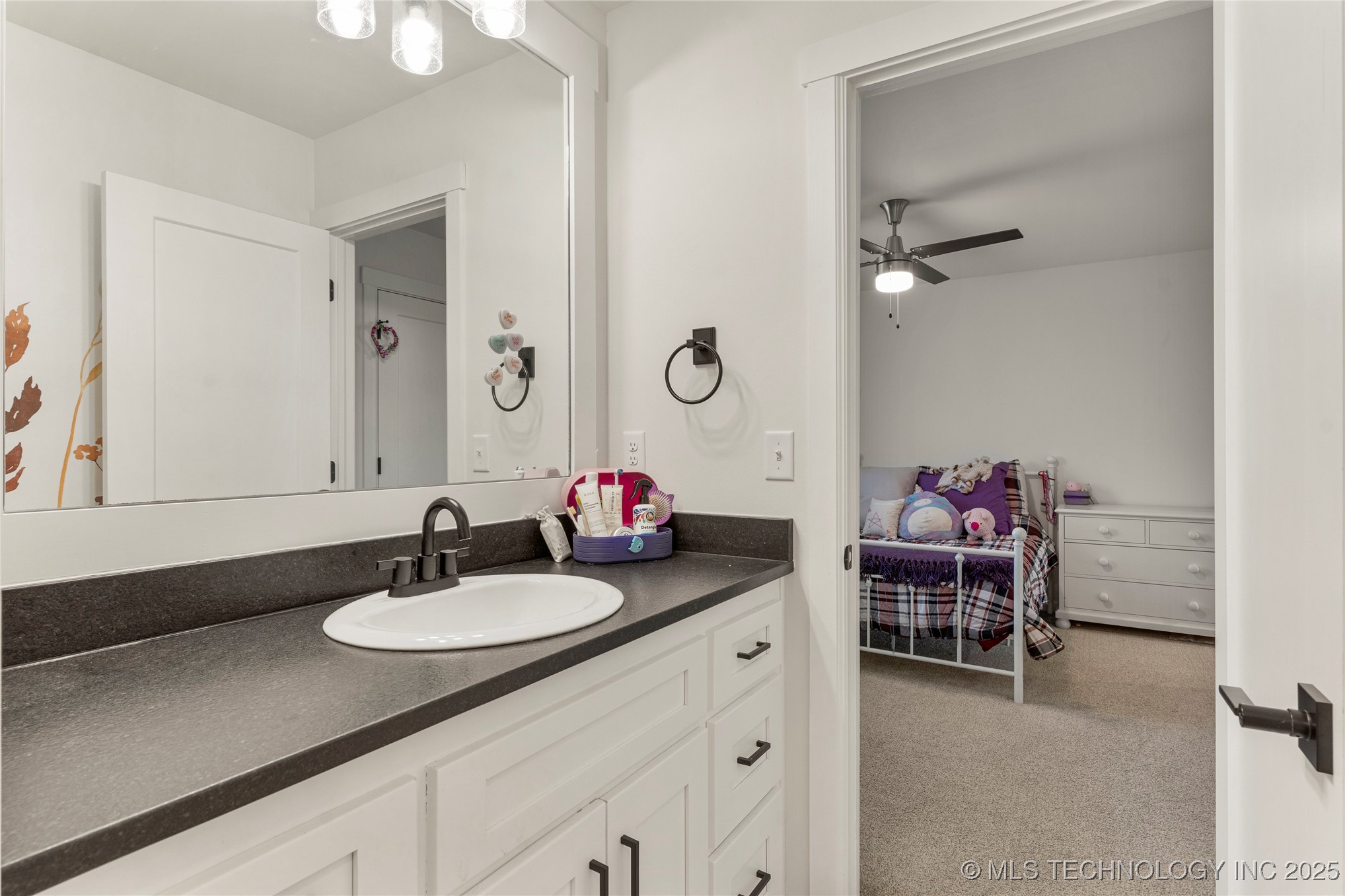 13641 S 27th Street E