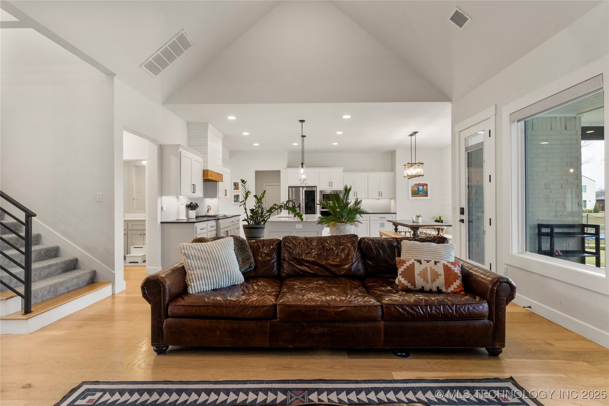 13641 S 27th Street E