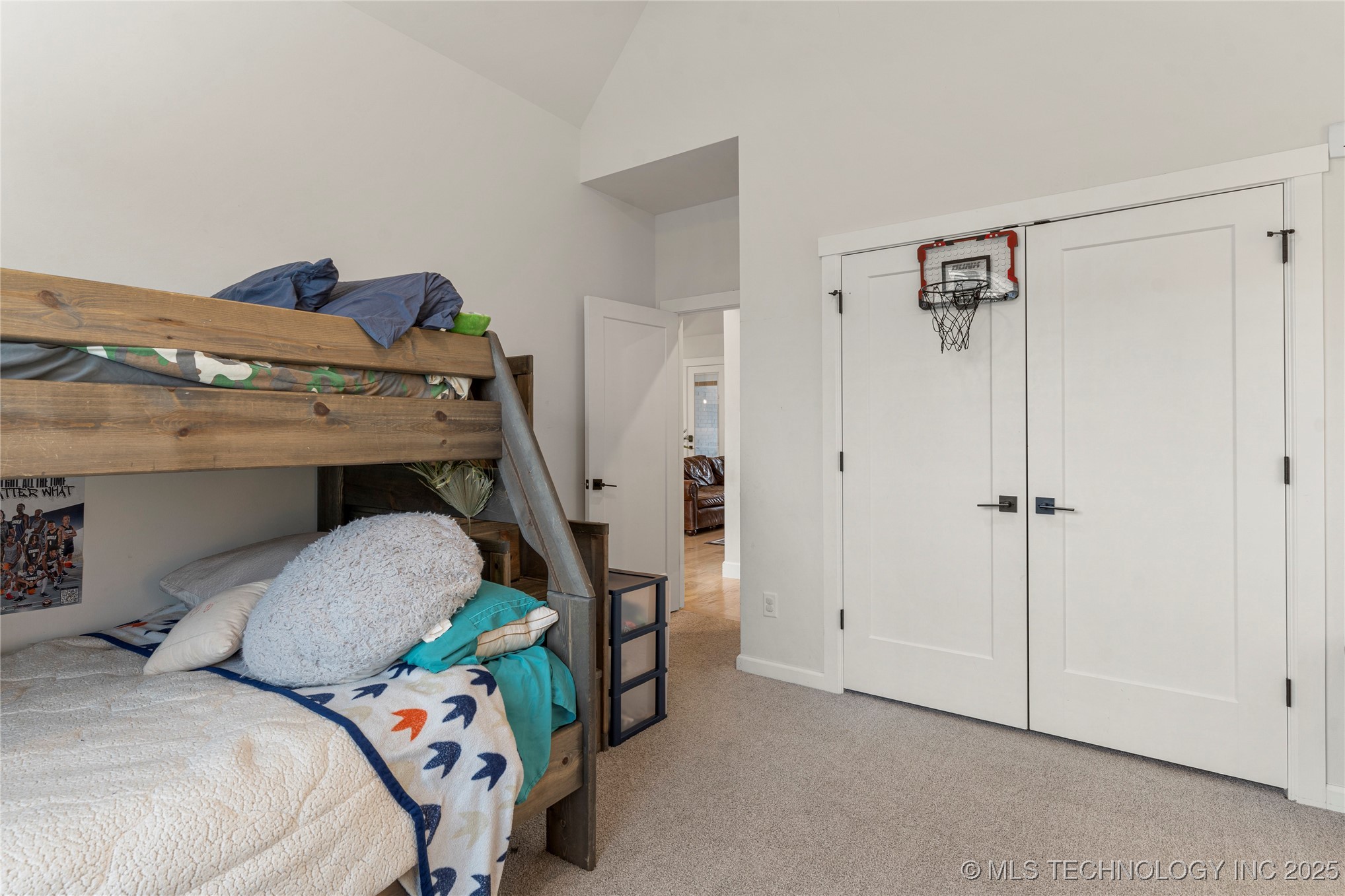 13641 S 27th Street E