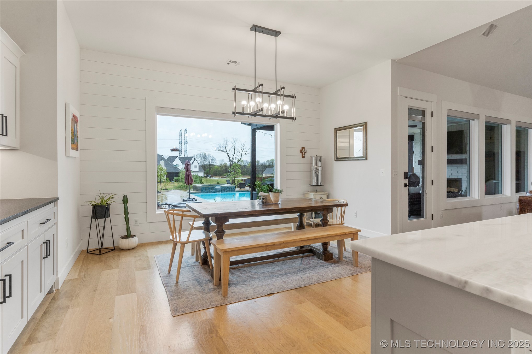 13641 S 27th Street E