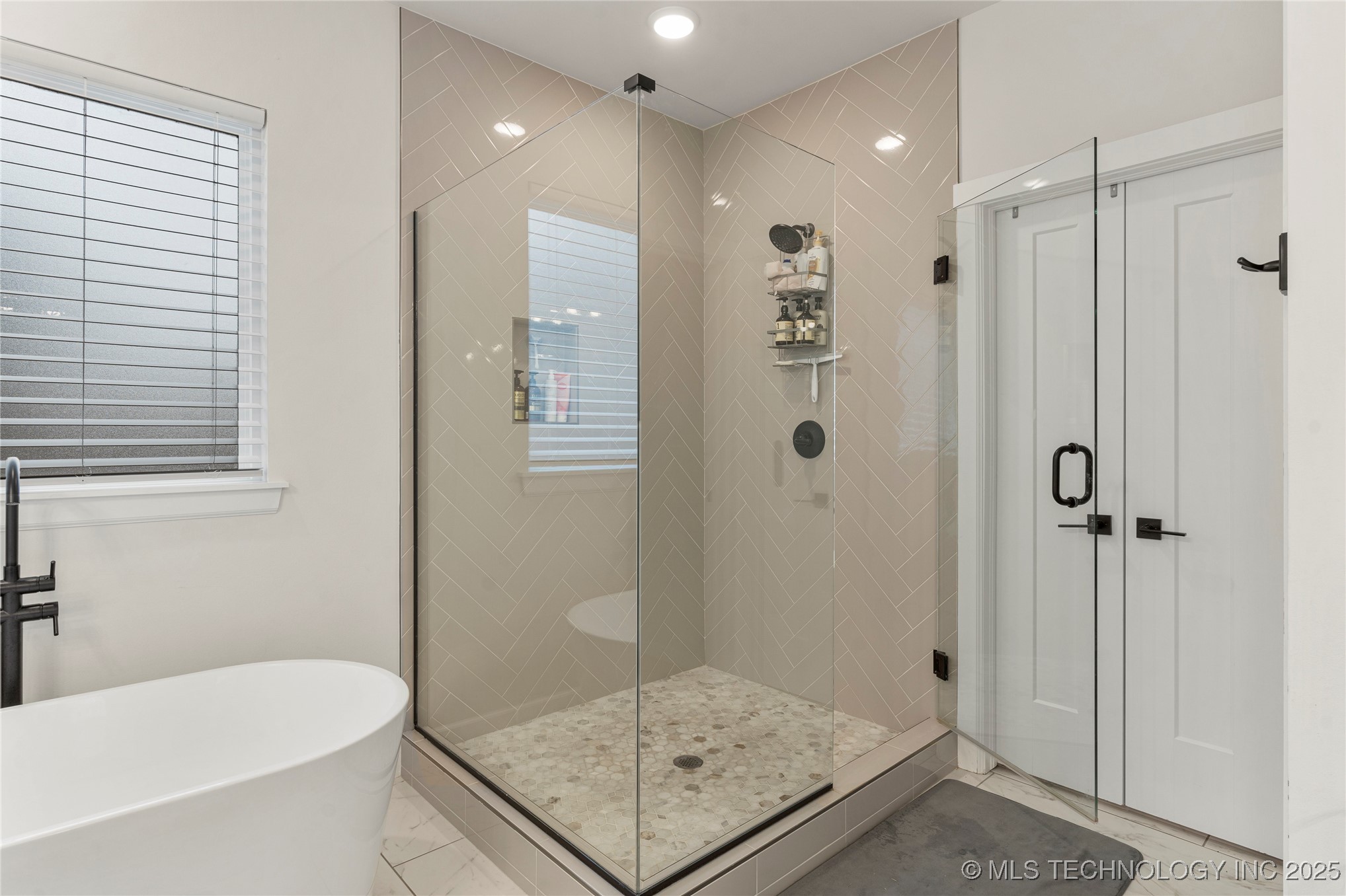 13641 S 27th Street E