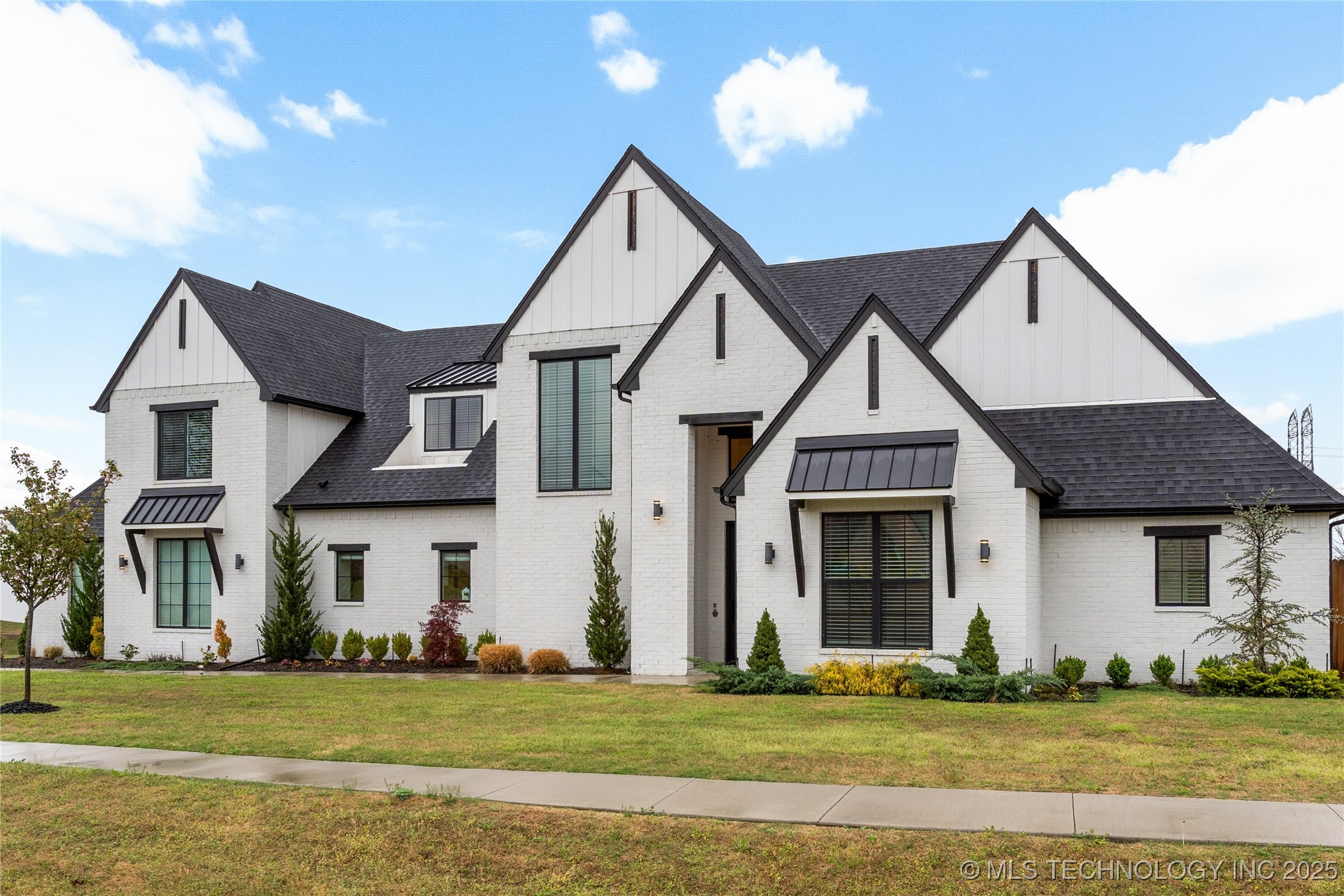 13641 S 27th Street E