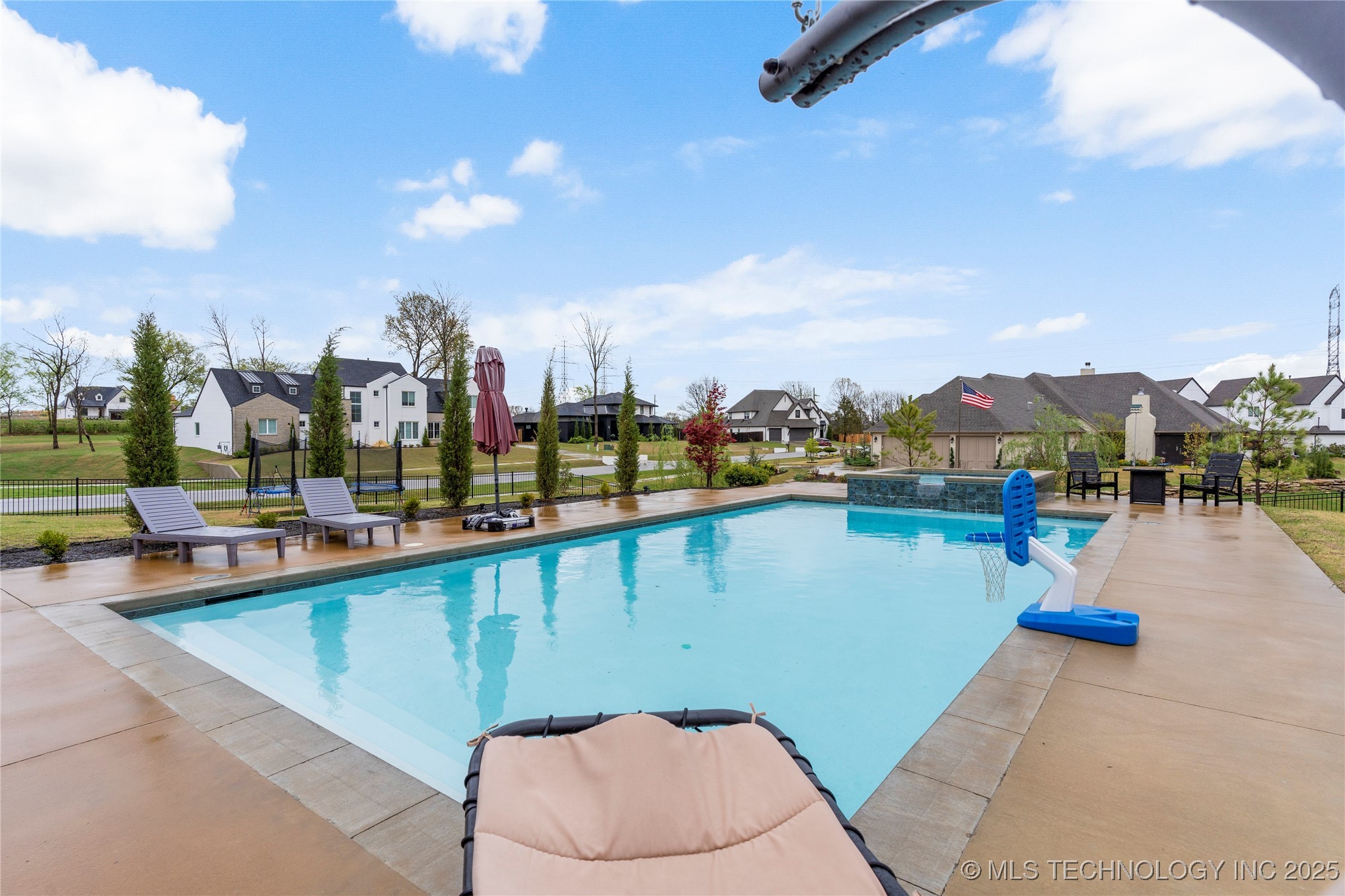 13641 S 27th Street E