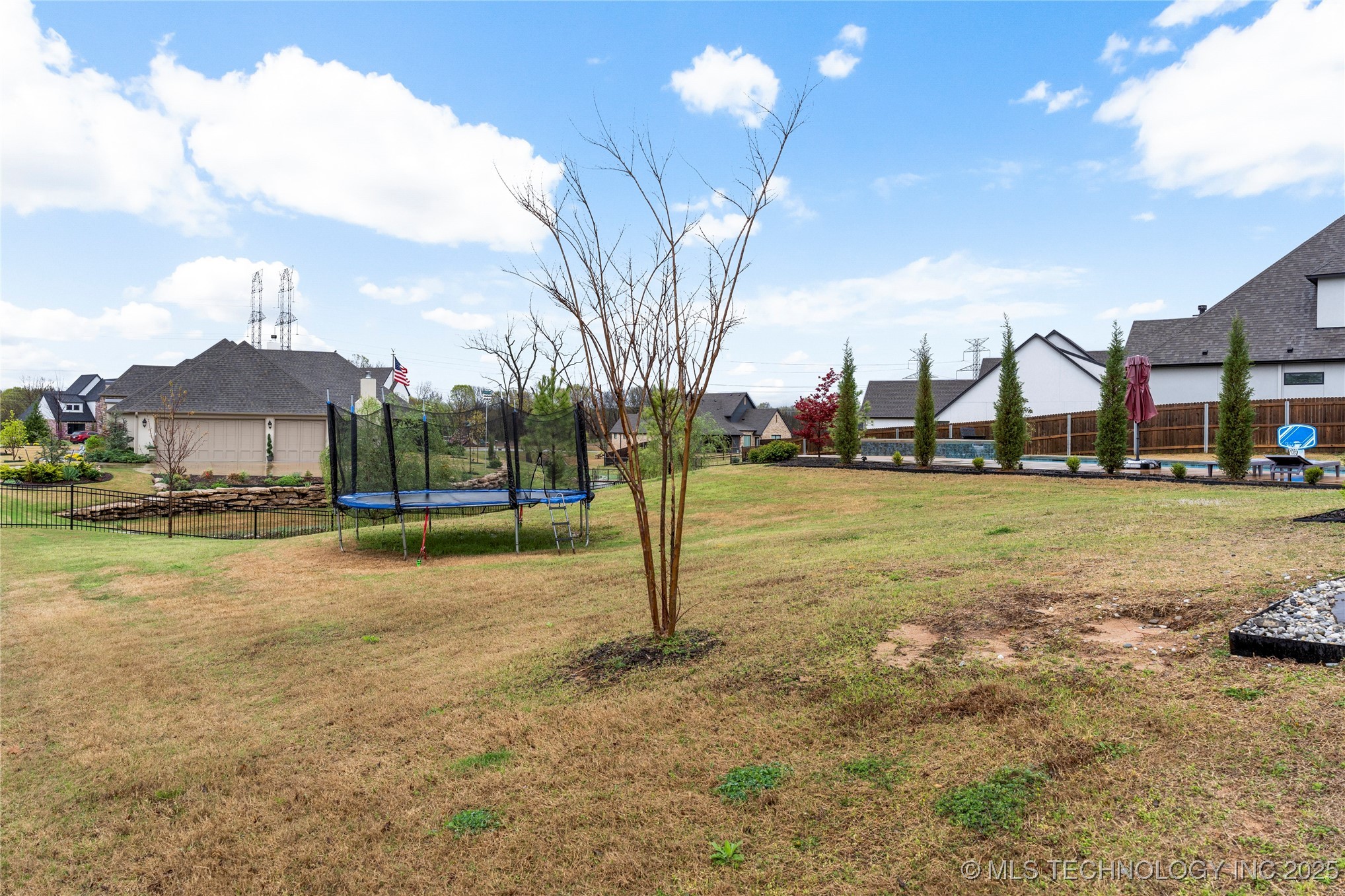 13641 S 27th Street E