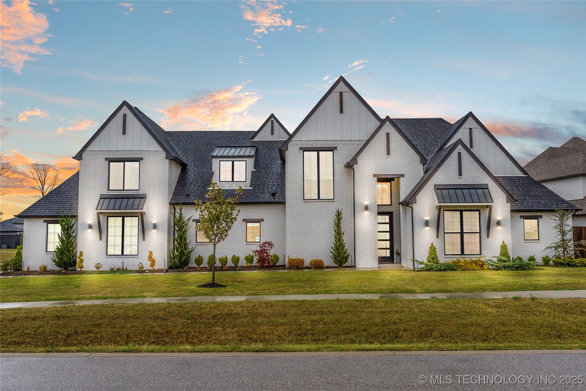 13641 S 27th Street E