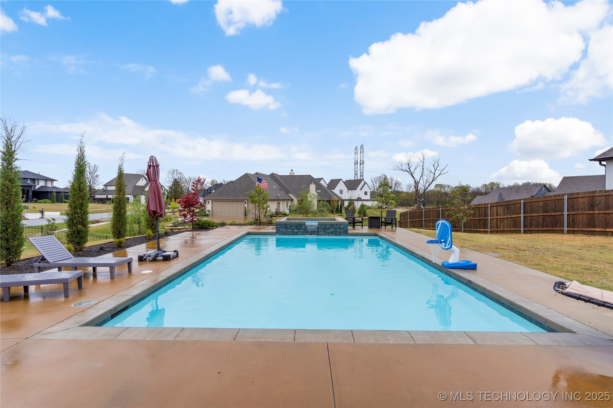 13641 S 27th Street E