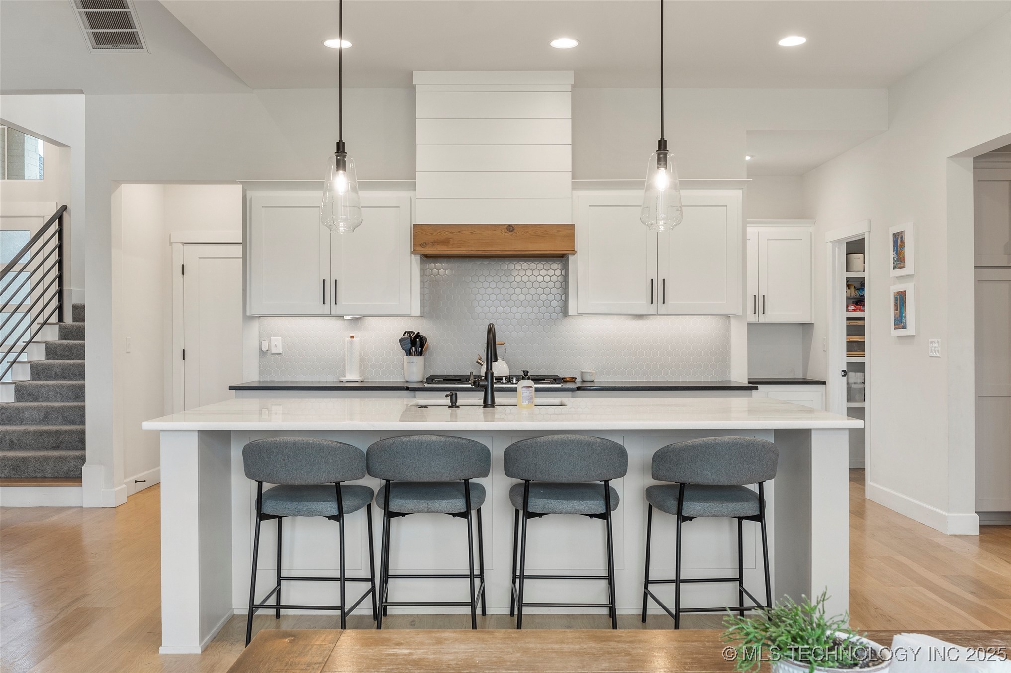 13641 S 27th Street E