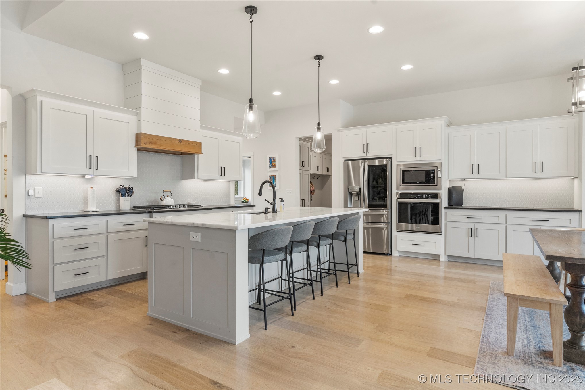 13641 S 27th Street E