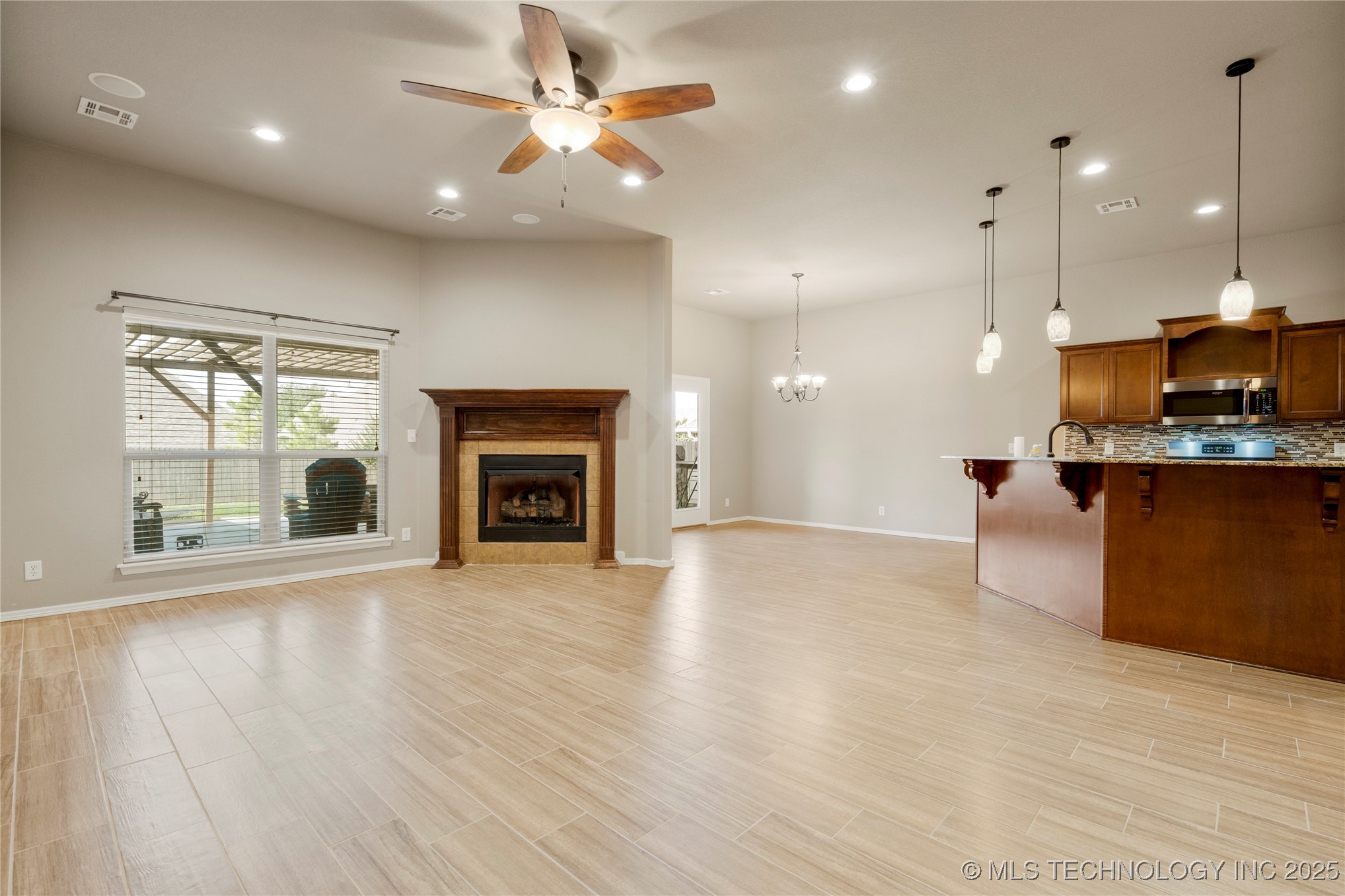 1908 E 133rd Court
