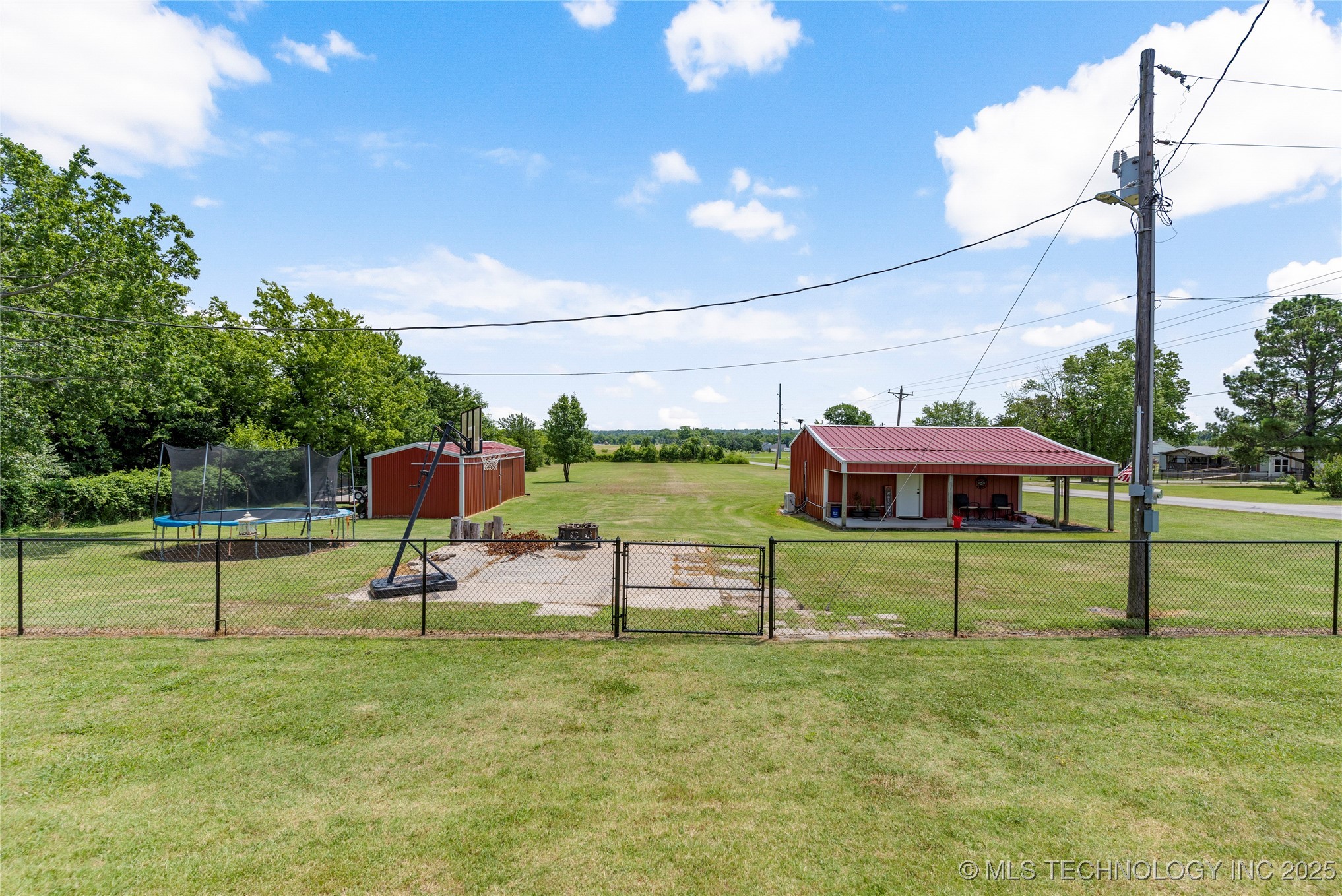 6011 S 115th West Avenue