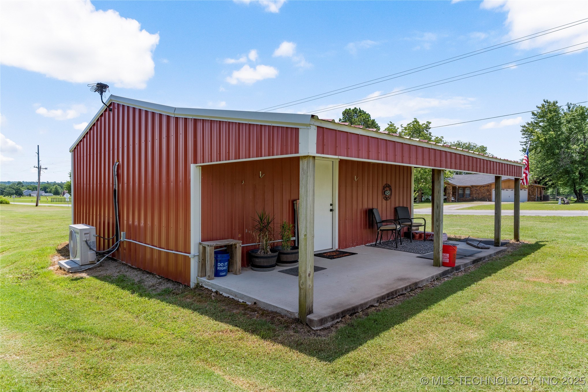 6011 S 115th West Avenue