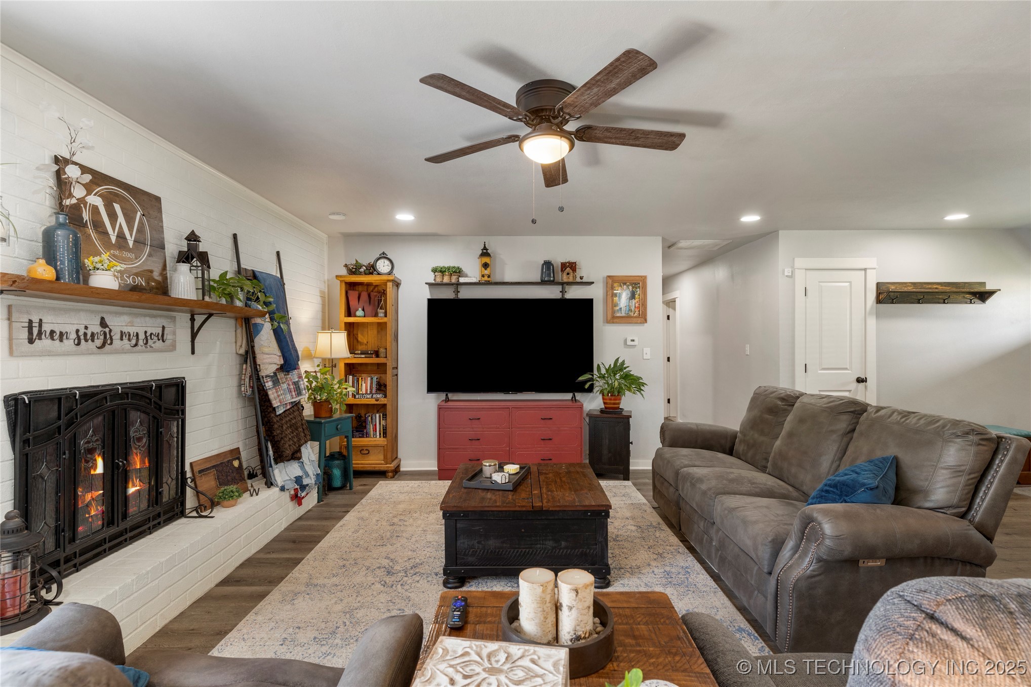 6011 S 115th West Avenue