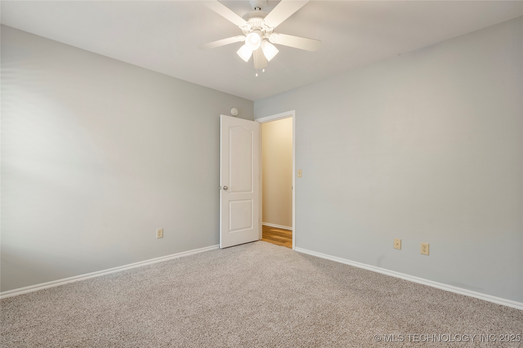 12522 S Cedar Avenue