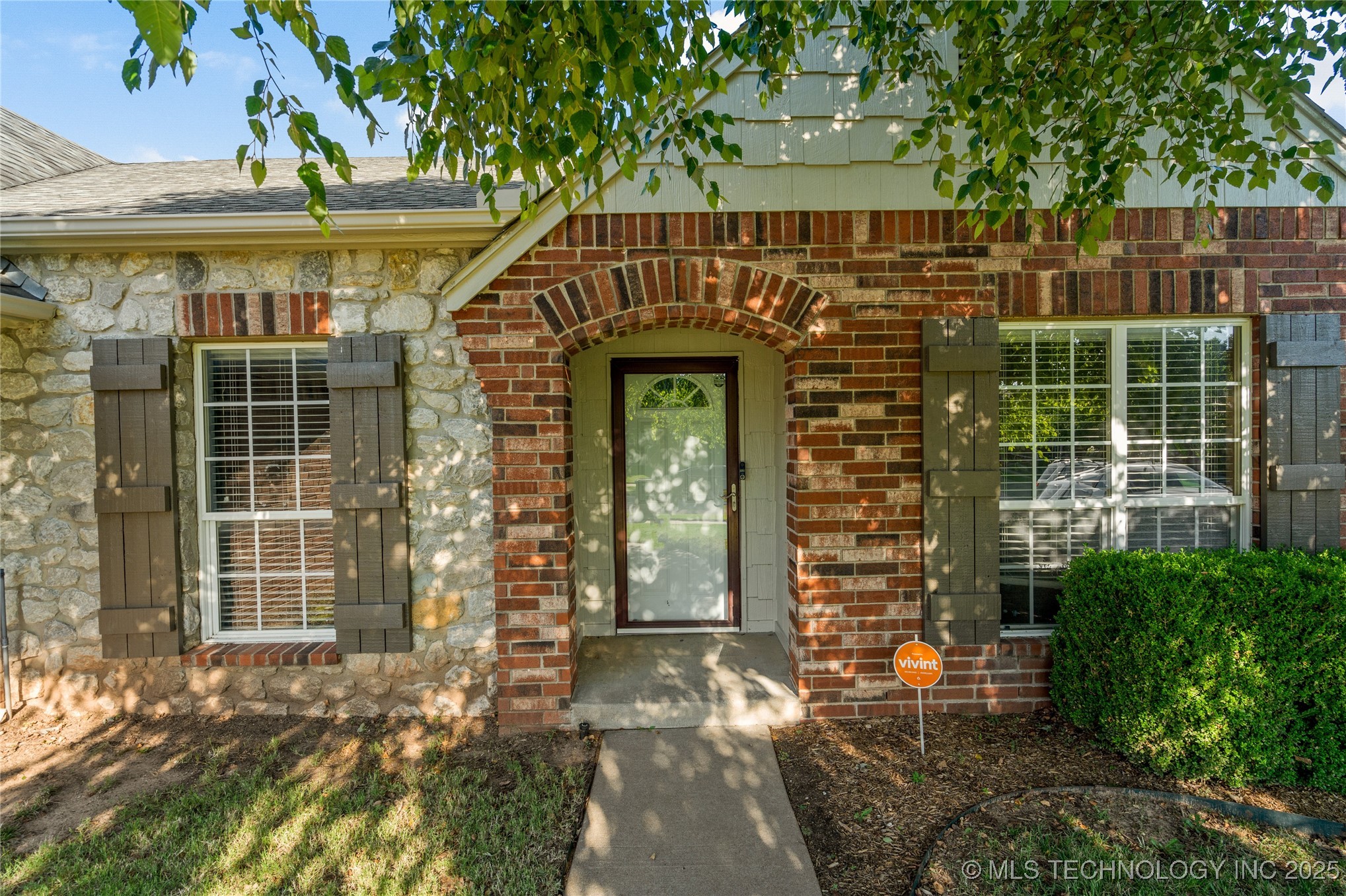 12522 S Cedar Avenue