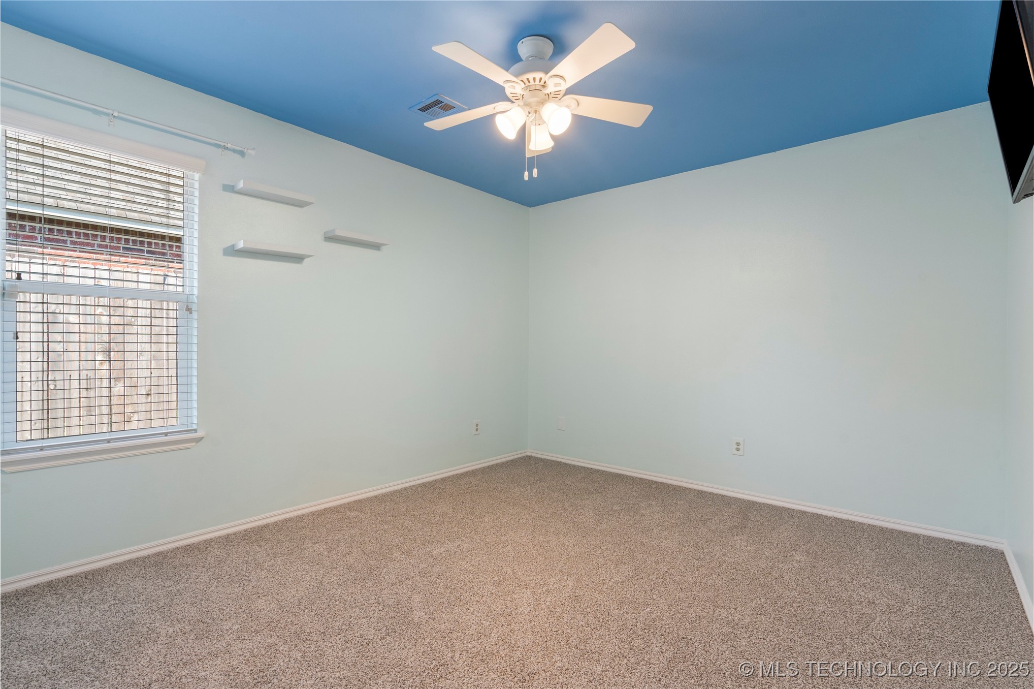 12522 S Cedar Avenue