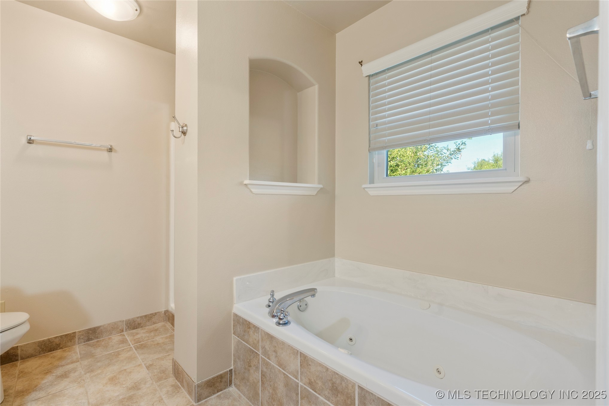 12522 S Cedar Avenue