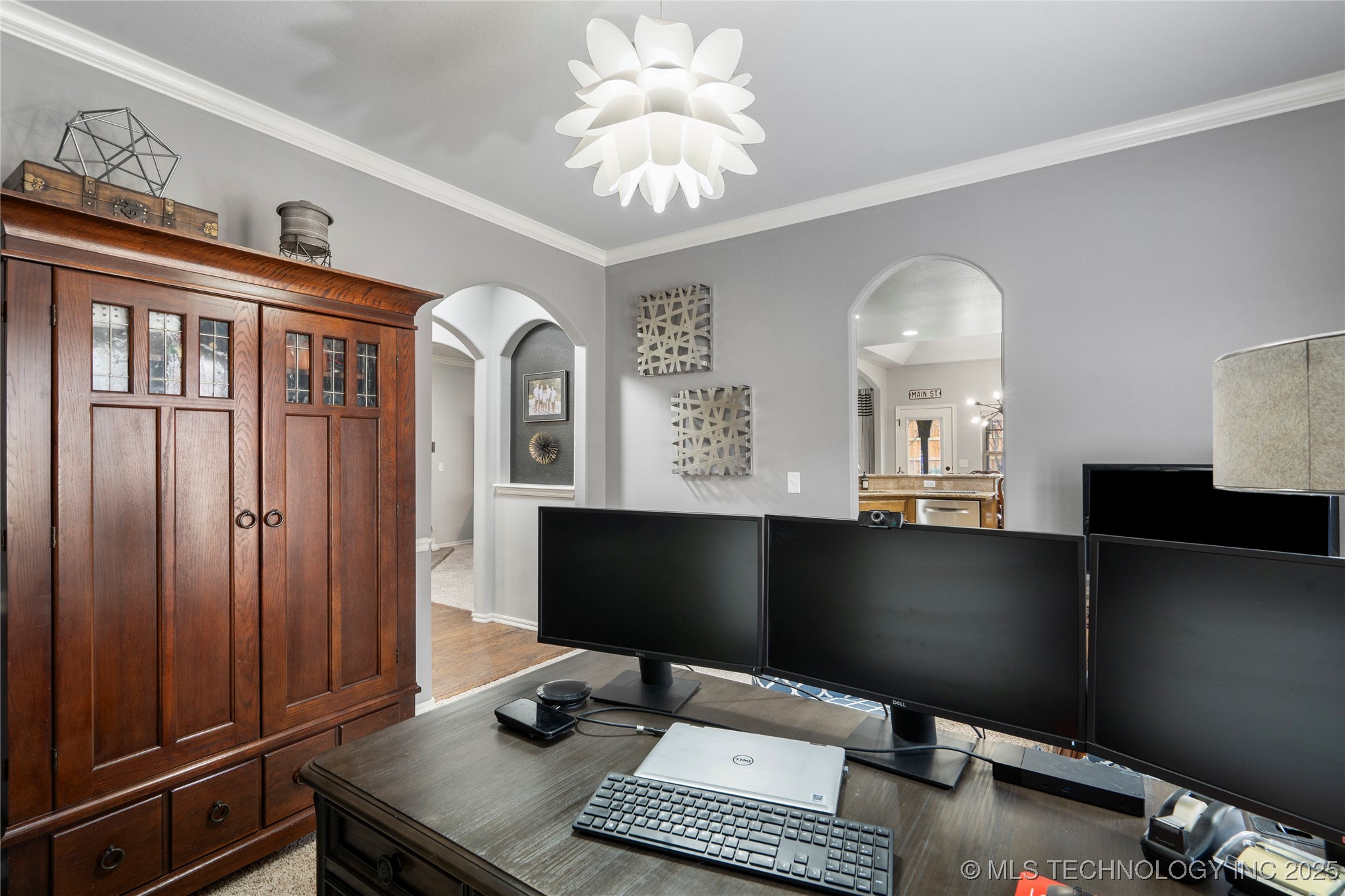 3140 E 143rd Street S