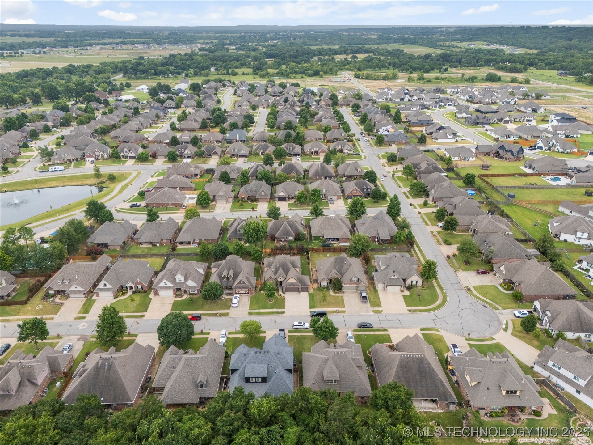 3140 E 143rd Street S