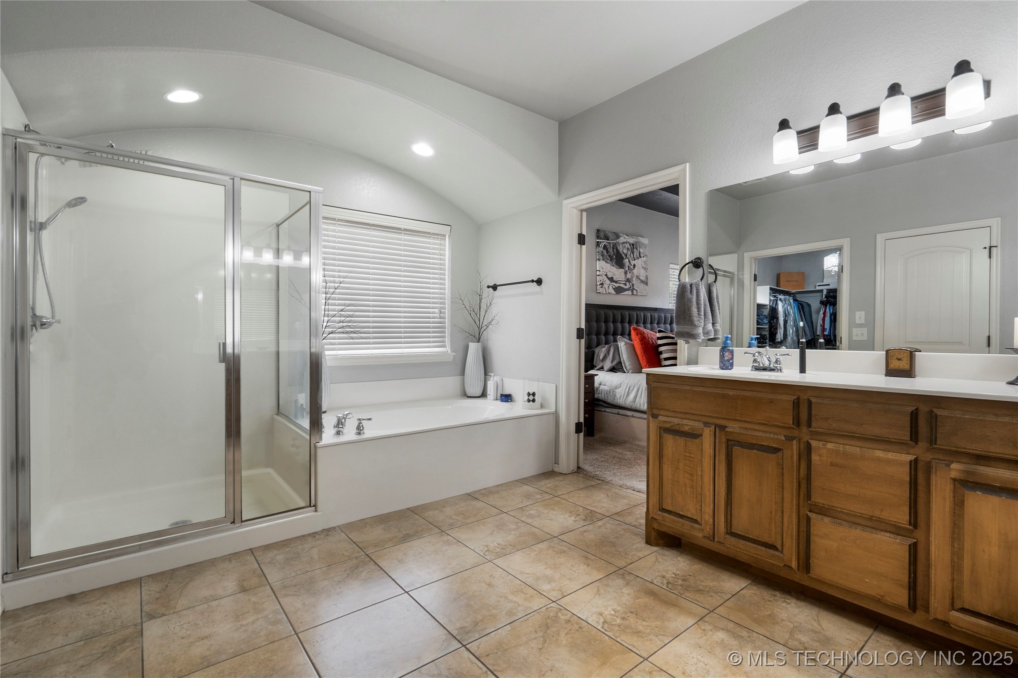 3140 E 143rd Street S